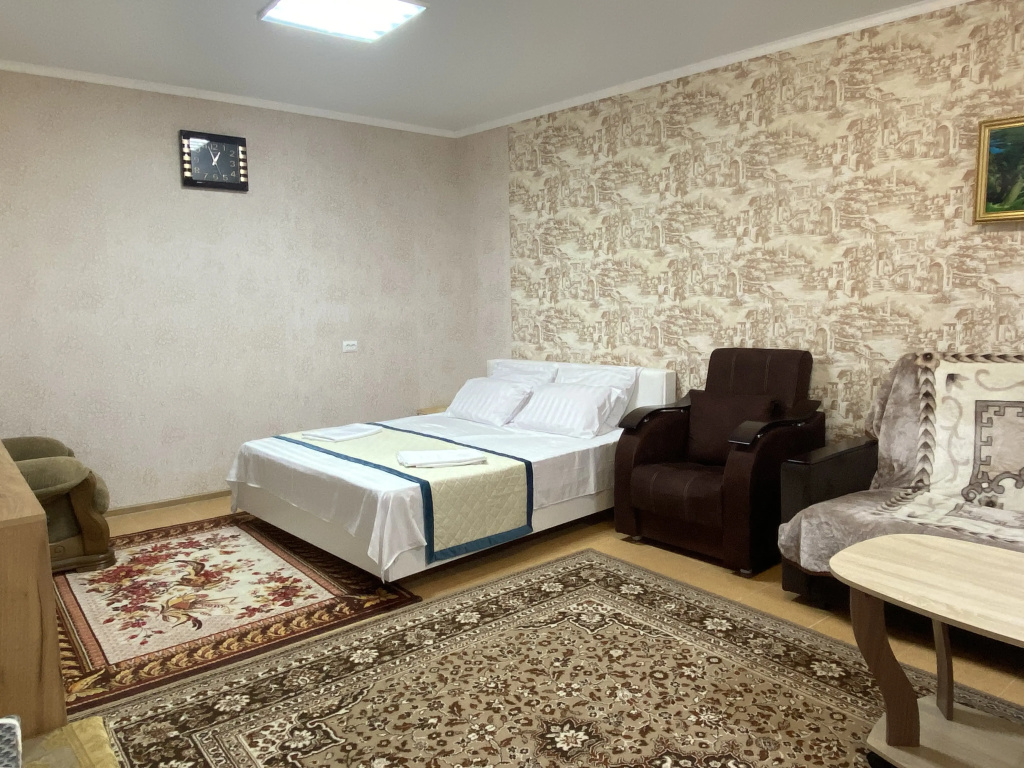 Четырёхместный семейный номер Superior с видом на внутренний двор в Holiday Home
