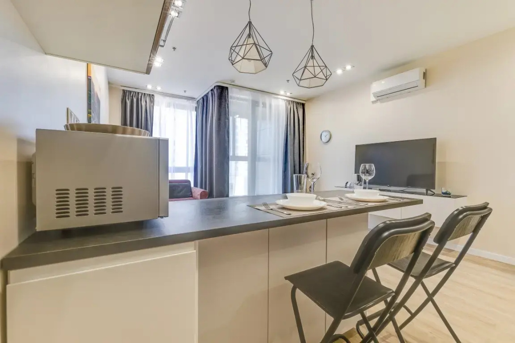 Апартаменты Стандартные с Балконом и Видом на Город Business Apartments — фото