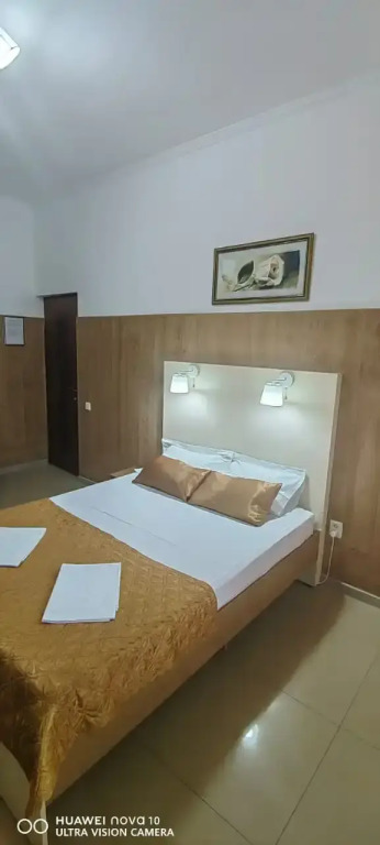 Трёхместный номер Standard с балконом в Тихий домик