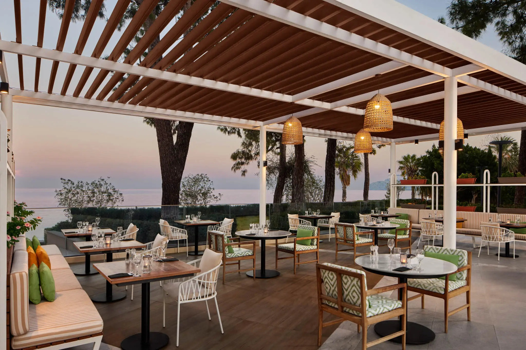 Akra Kemer image General