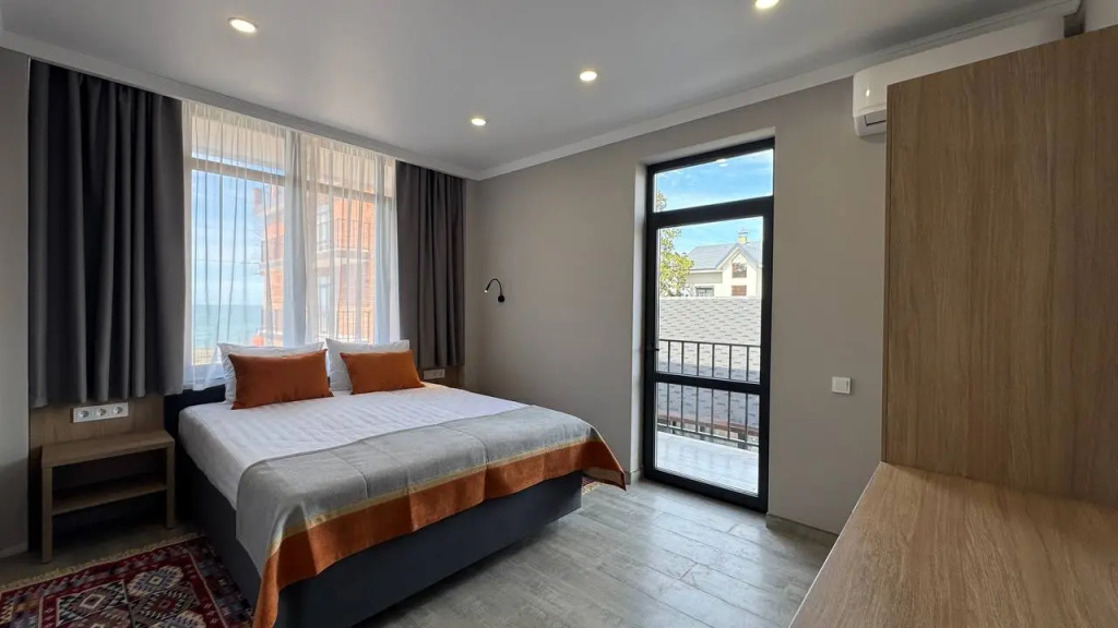 Standard room with balcony and with sea view