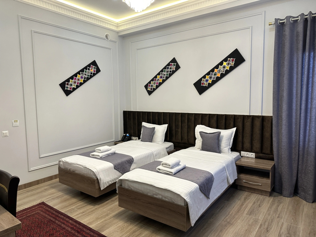Deluxe Double room with view (twin beds)
