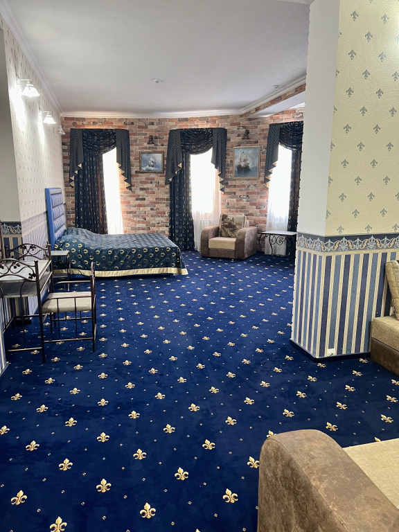 Double Junior Suite with balcony (full double bed)