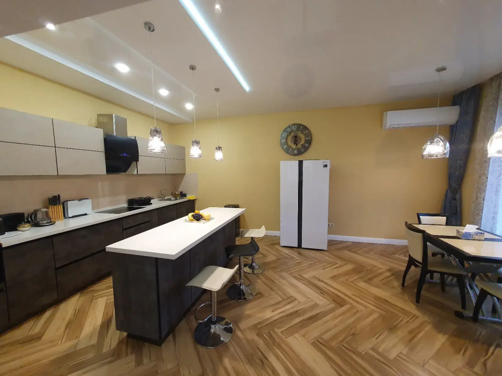 Частный дом на Бардина-Хуторской 93 - фото 11