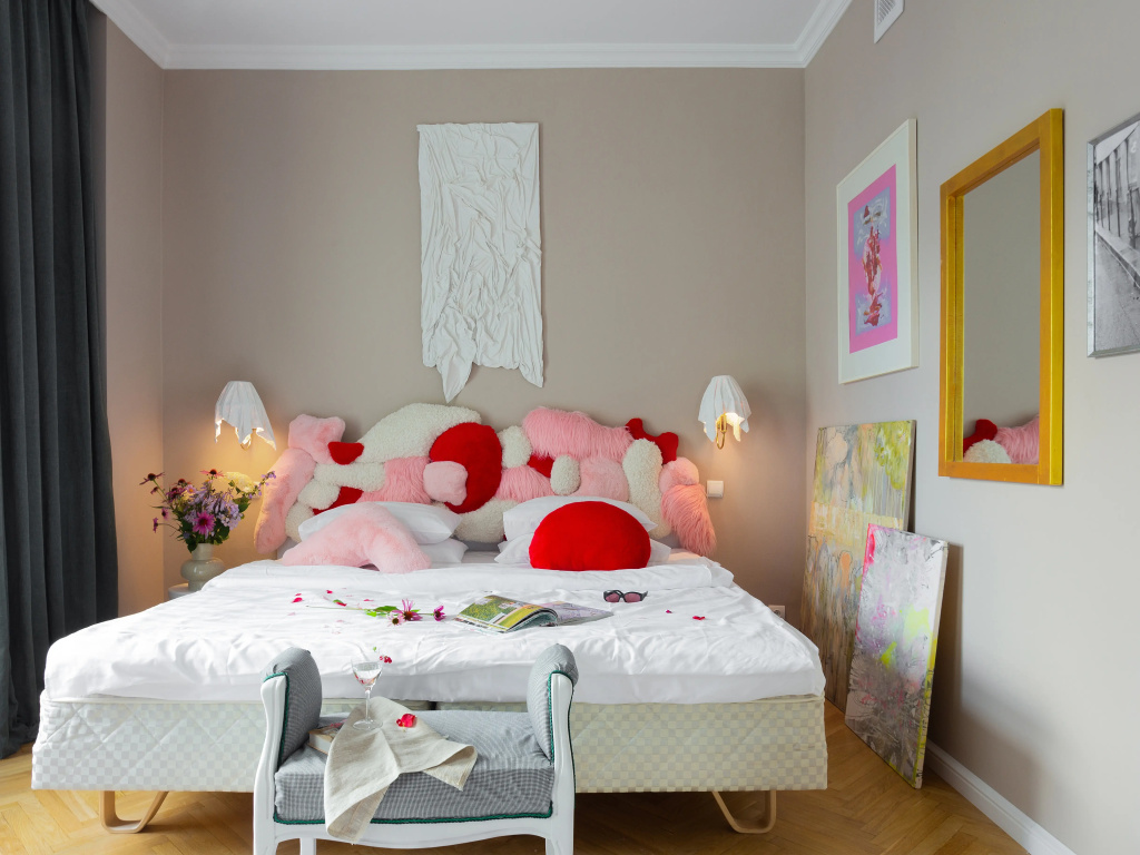 Marco Polo by Moss Hospitality Hotel Room Type - Art De Vivre By Alesya Panch Double room full double bed