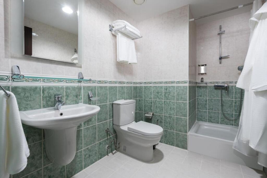 Image 10