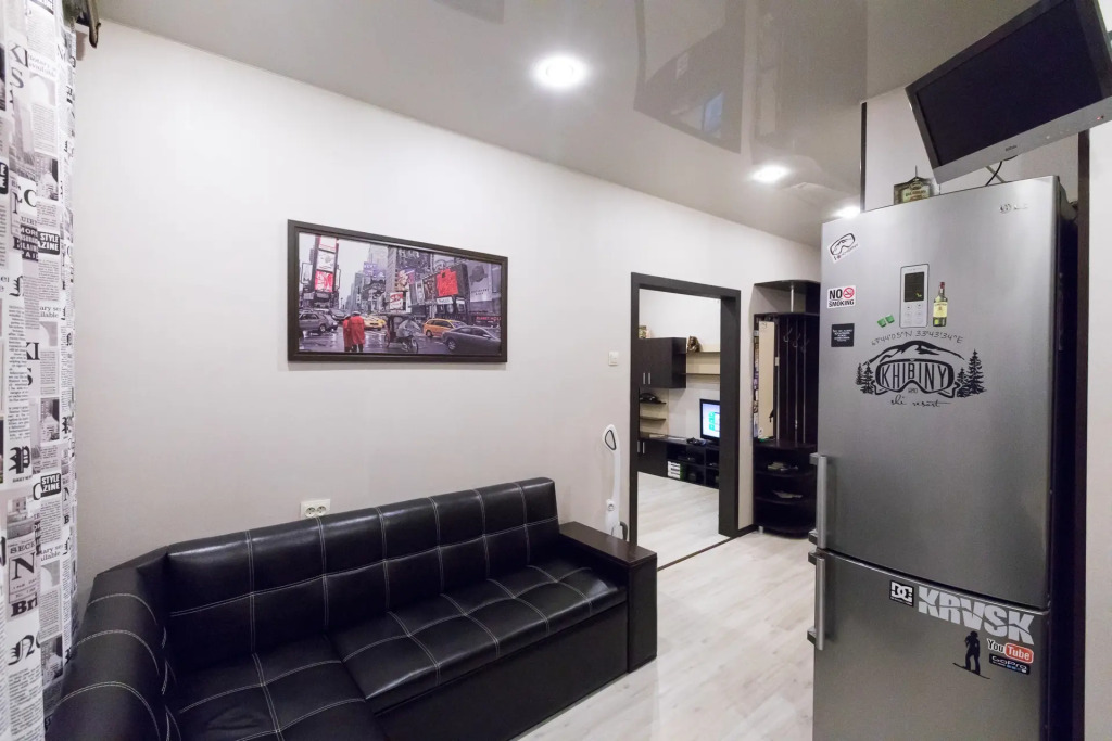 тюмень, олимпийская улица, 22. олимпийская 24. олимпийская 24 тюмень. балкон. олимпийская 24.