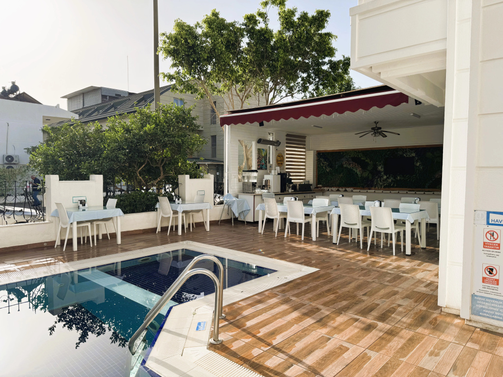 Hotel photo 16
