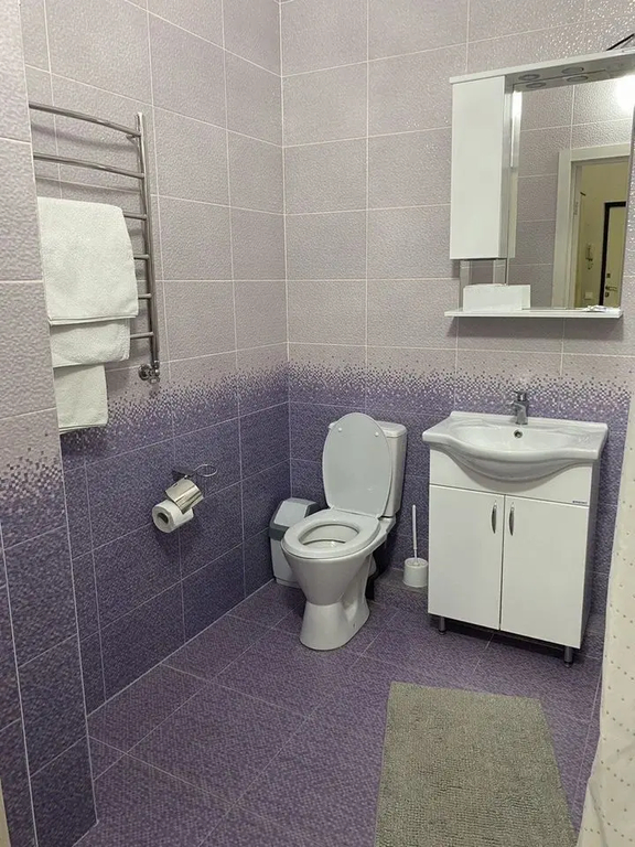 Квартира элитном жилом комплексе на берегу озера - фото 11