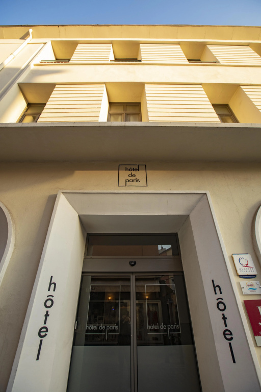 De Paris Hotel