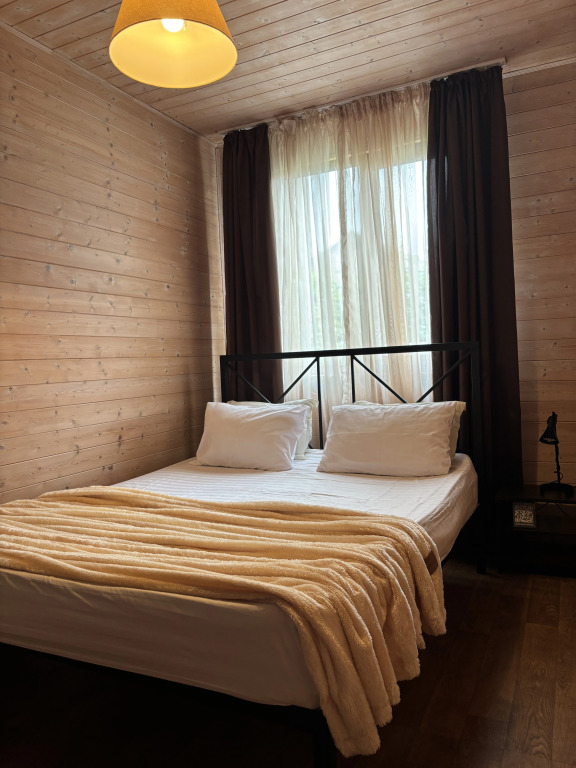 Четырёхместный семейный номер Standard с балконом в Розмарин