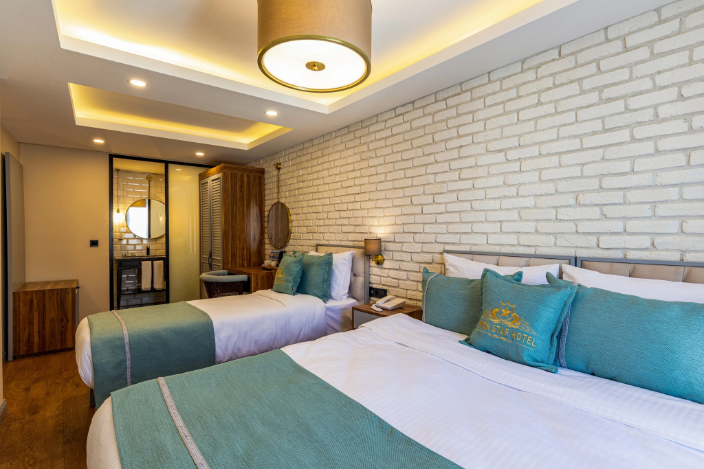 Triple room
