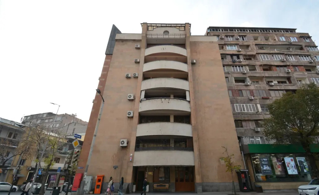 Tumanyana 5 Kv 8 Apartments