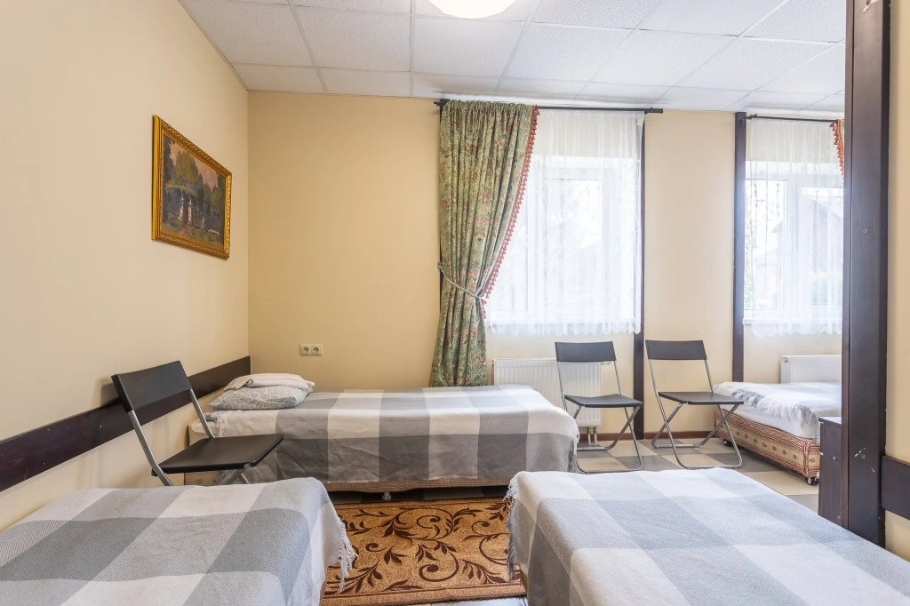 Economy Quadruple room
