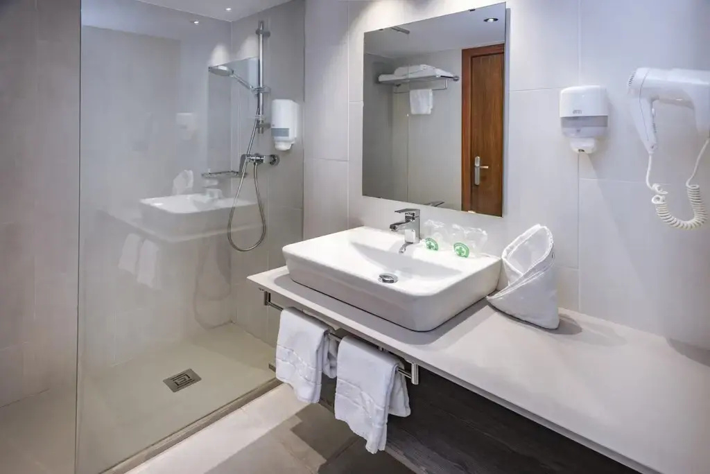 Hotel 4R Miramar Calafell - Chambres