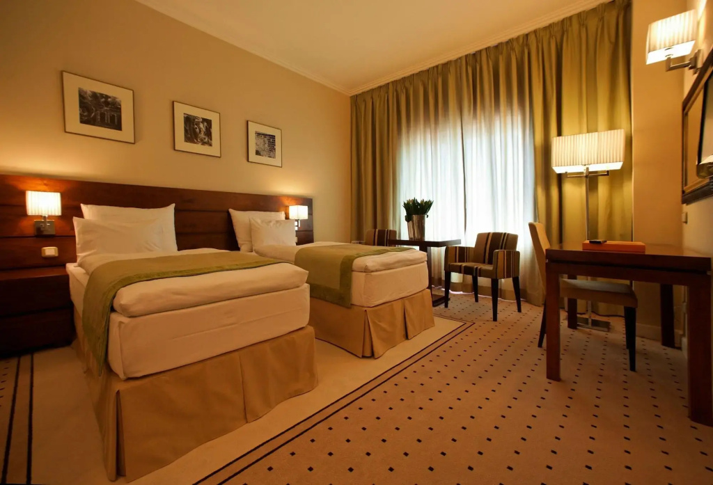 Capital Plaza Hotel - Général