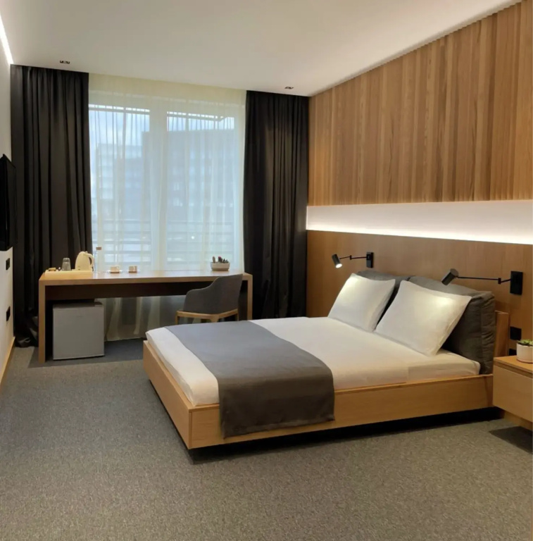 Double Suite (full double bed)