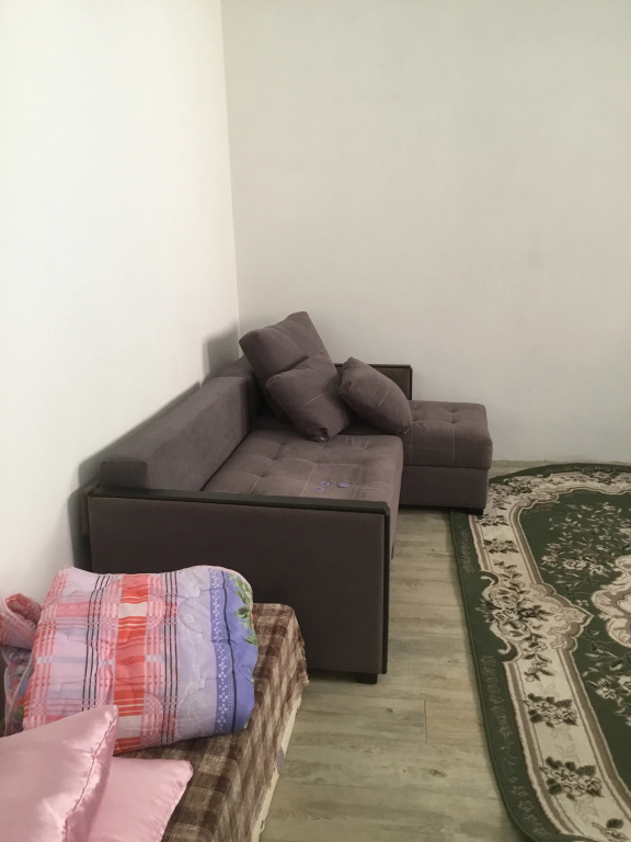 Жилое помещение Комната на Амирханова 17 Махачкала — фото 1