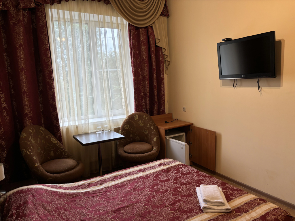 Standard Double room (full double bed)