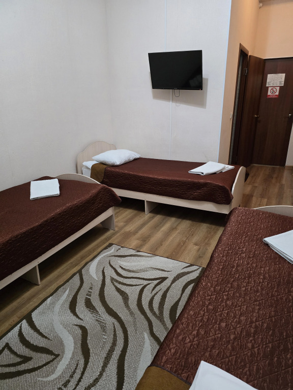 Трёхместный номер Standard с видом на внутренний двор в Оазис