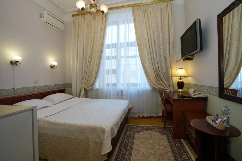 Inturist Hotel Room Type - Double room full double bed
