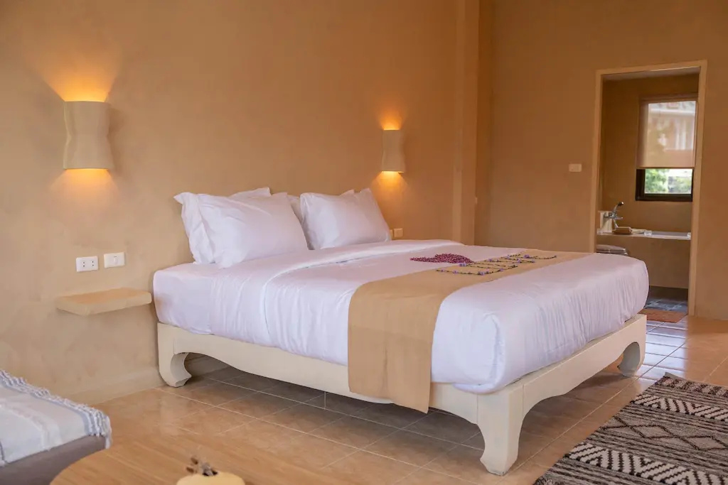 Double Studio with balcony (full double bed)