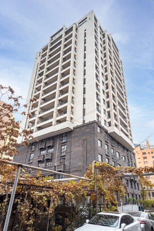 On Koghbatsi str. 16-172 Apartments