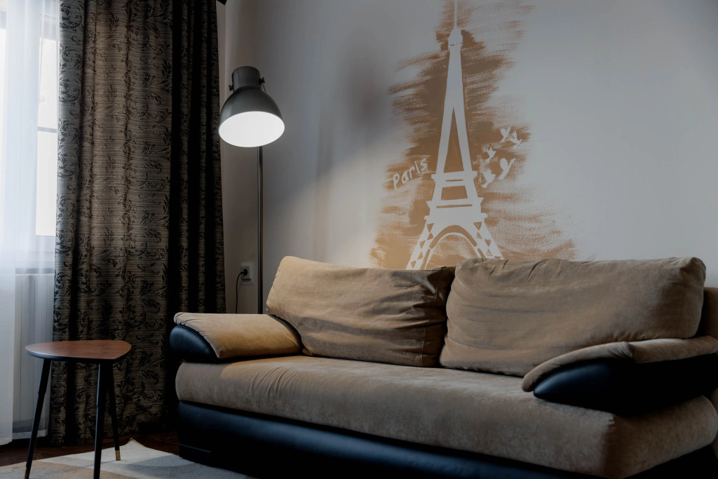 1 Bedroom Double room with balcony and with city view (full double bed)