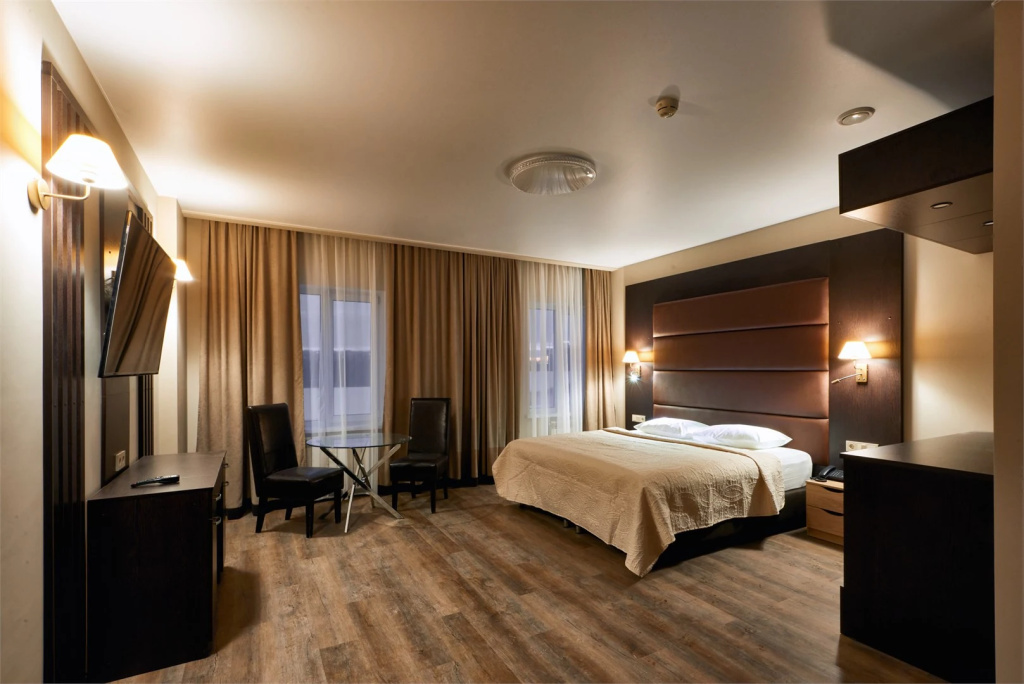 Tayozhnyij mini-hotel Room Type - Superior Double Suite full double bed