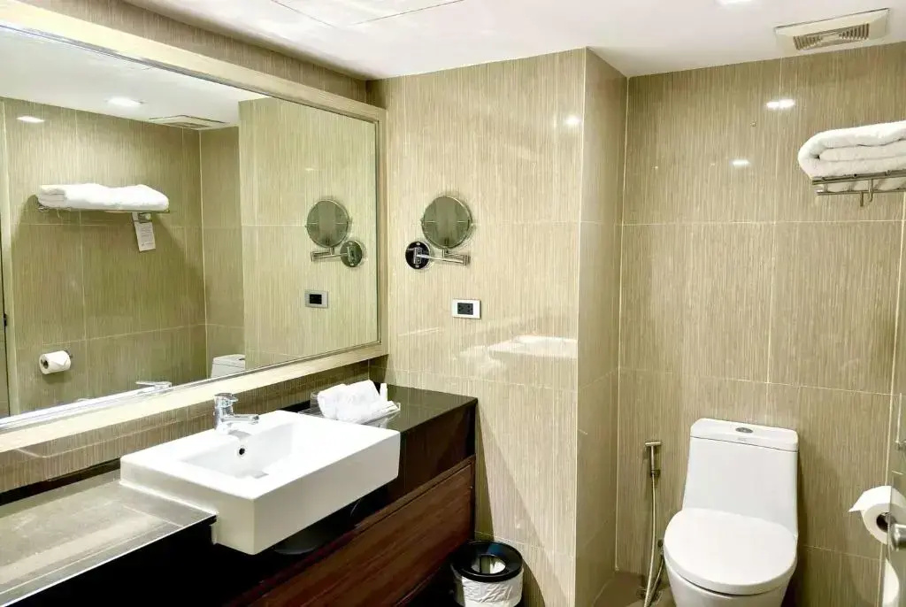 Ramada Sukhumvit Soi Eleven (Ramada Graand Swiss Sukhumvit 11) - Général