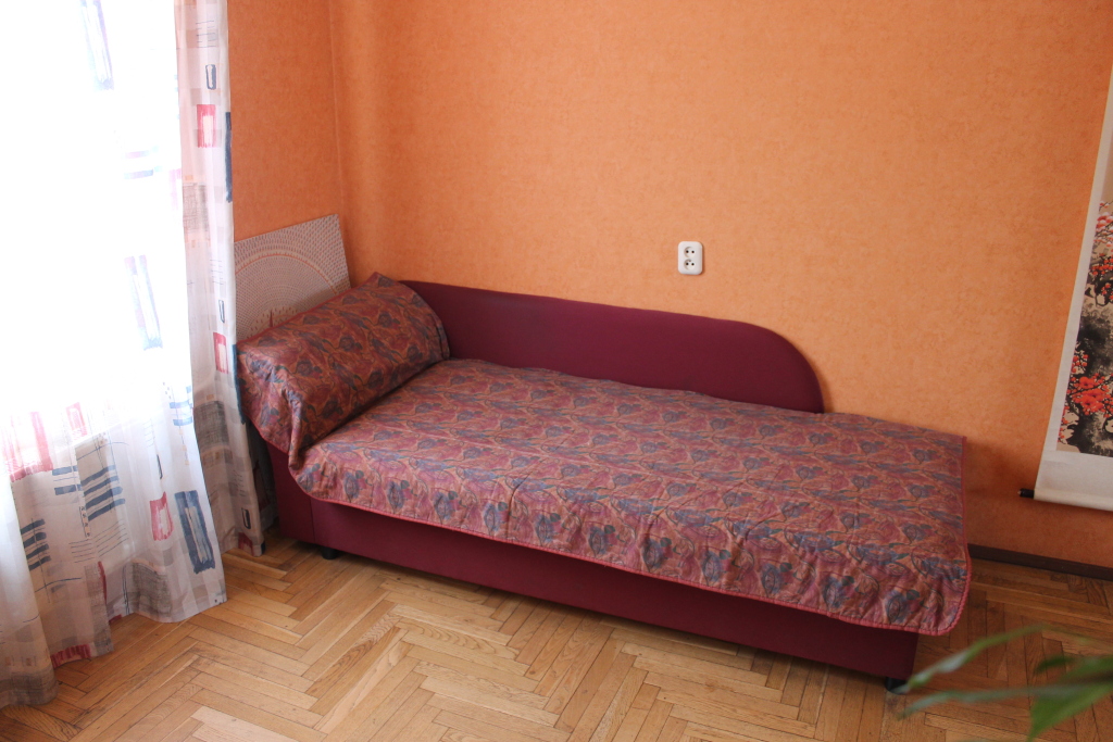 снять 1 комнатную квартиру в славянке приморский край 22 год. посёлок городского типа славянка улица лазо дом 12 кв 4?. квартиры в славянке. в шушары 2к квартира. кухни в квартирах орелстрой.