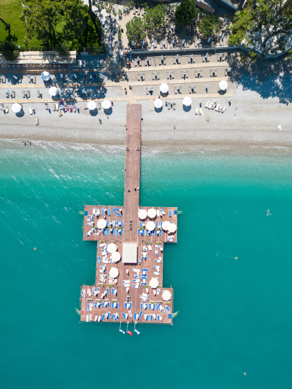 Akra Kemer image General