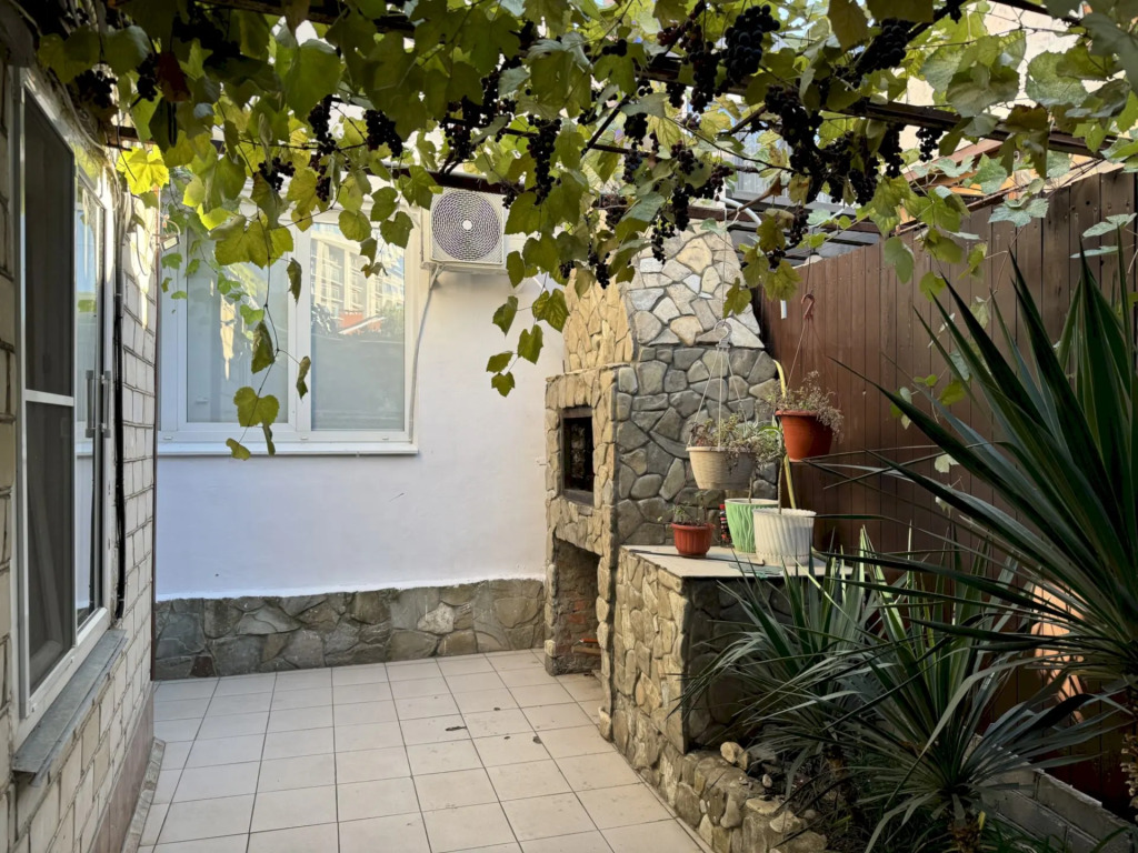 Апартаменты с 3 комнатами с красивым видом из окна в Как дома