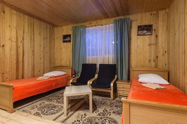 Двухместный номер Эконом (Корпус 2) 2 отдельные кровати в Ателика Улиткино