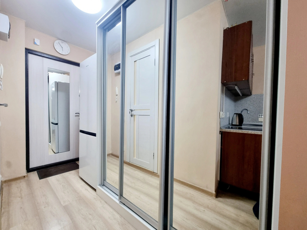 Отель Апартаменты RoomOnDay в ЖК Саяны-Парк арт.000223 в Москве