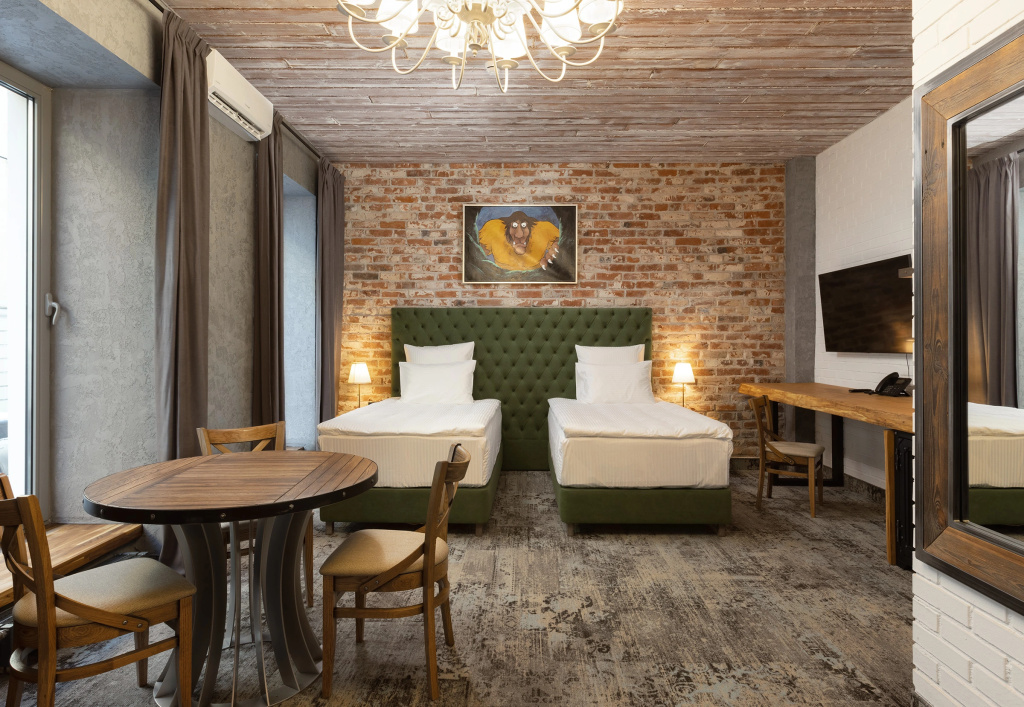 Busel Hotel Room Type - Deluxe Double room full double bed