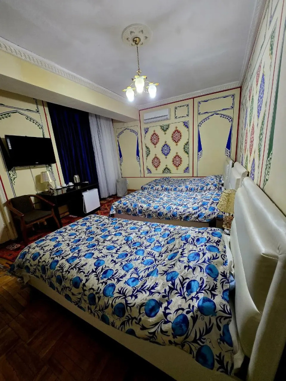 Chor Minor 100 m do starogo goroda odin raz s besplatnym basseynom Hotel - Général