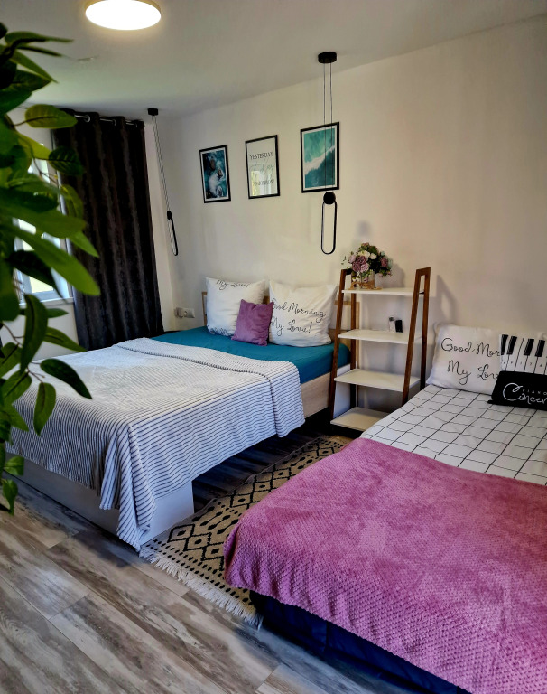 Апартаменты с 2 комнатами с балконом в Донецк