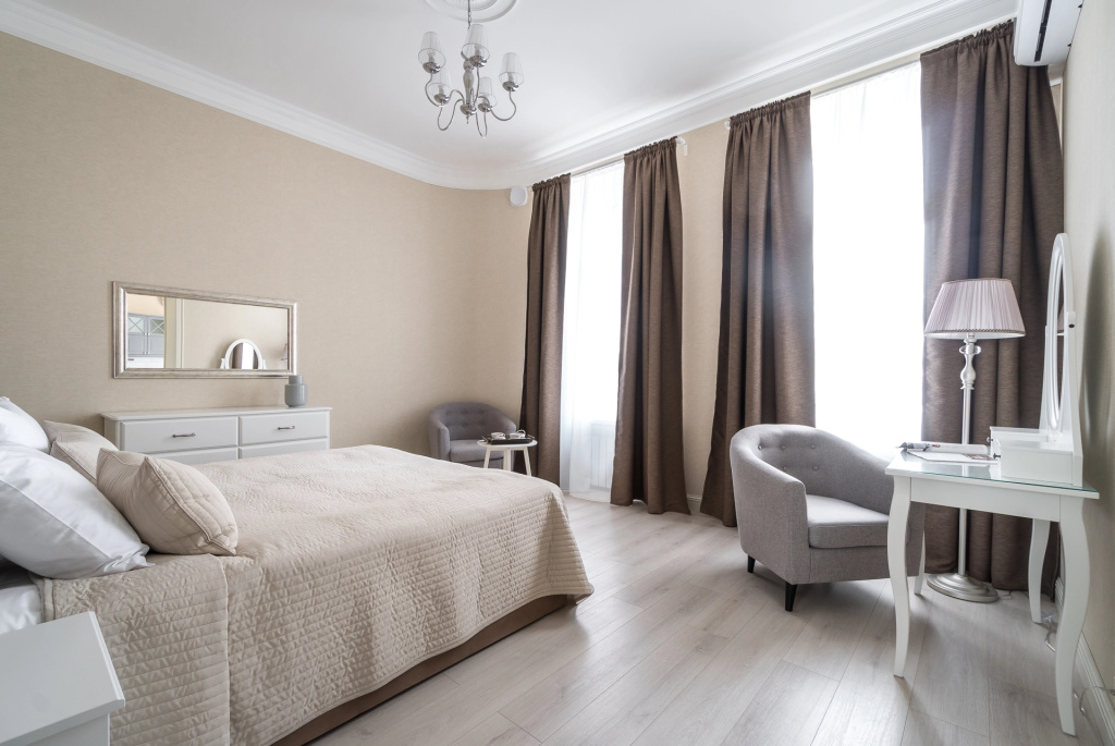 Апартаменты D apartments c 1-ой спальней в тихом дворе на Невском проспекте — фото