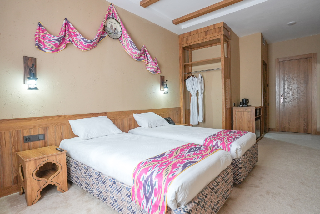Standard Double room with view (twin beds)