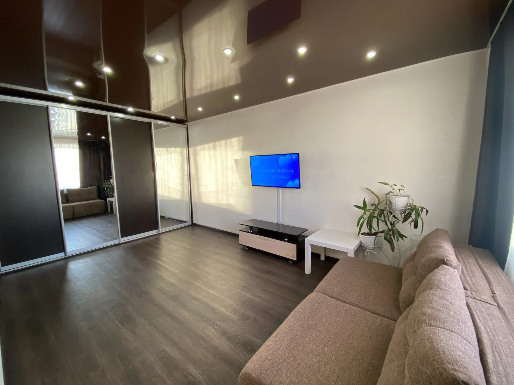 Квартира Жёлтый Нарцисс на Челюскинцев 17 - фото 5