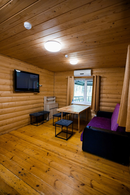 Коттедж семейный в Алмазы