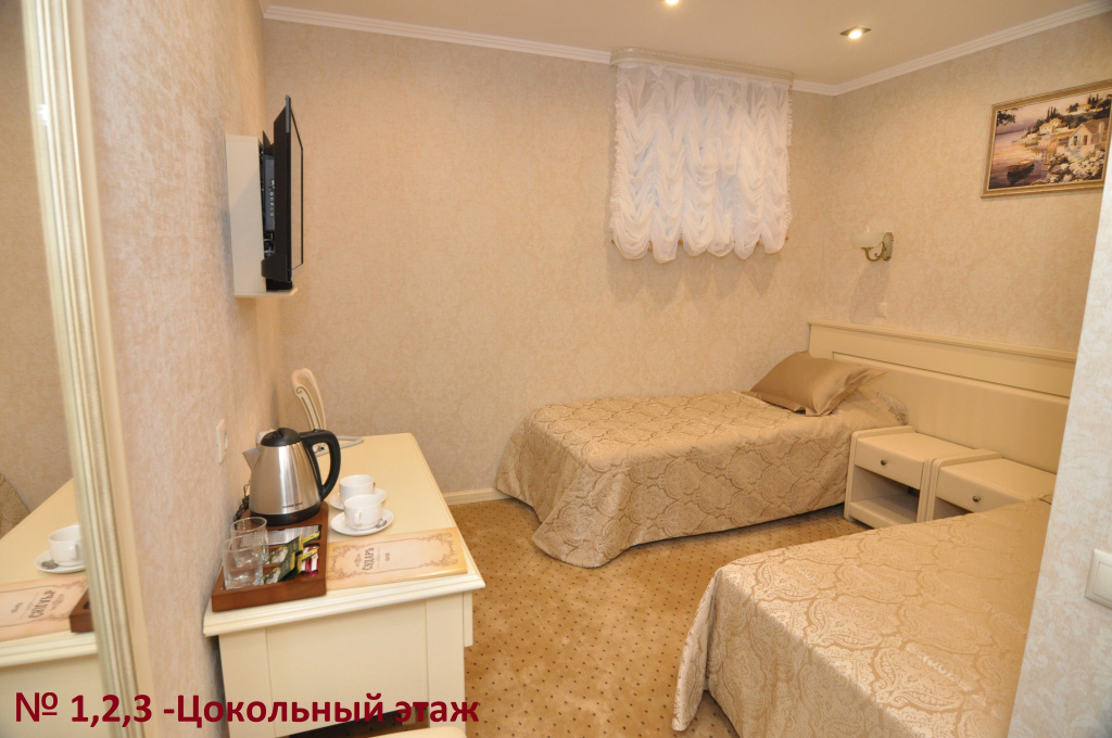 Sudar' Hotel Room Type - Economy Double Basement room twin beds