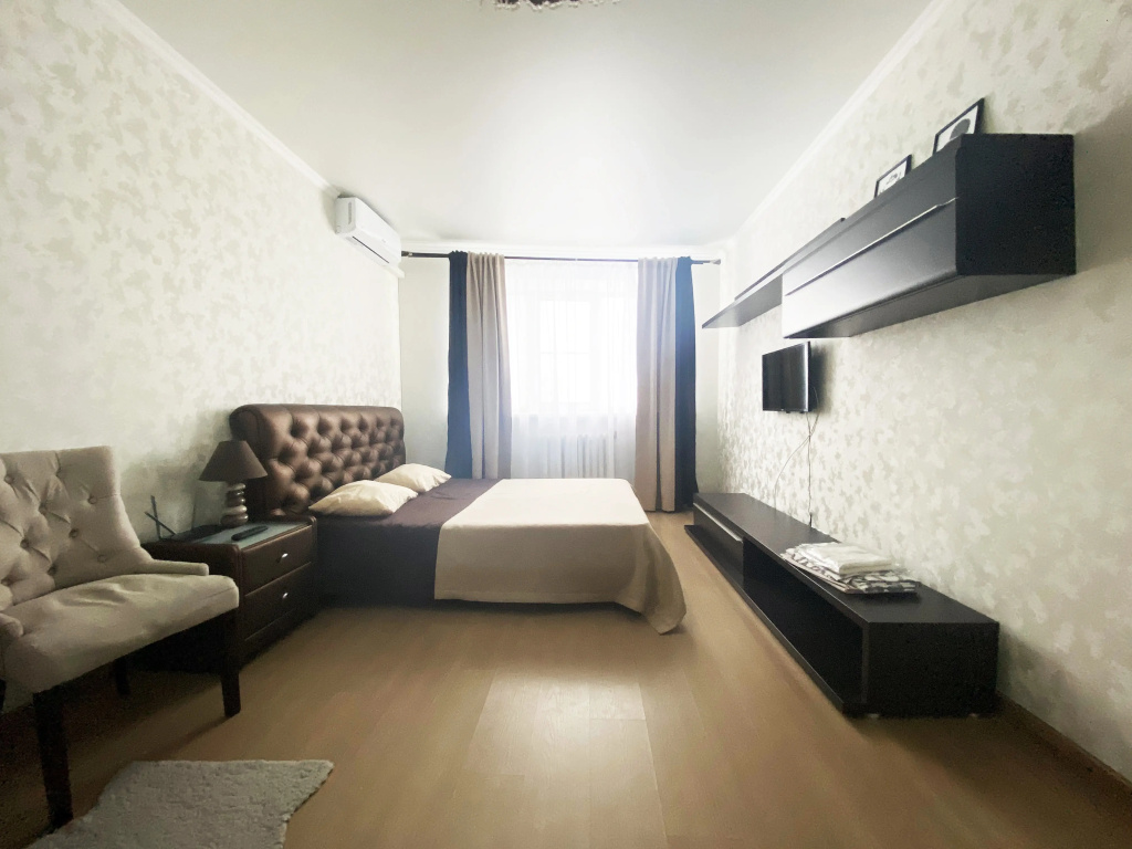 1 Bedroom Deluxe Double Apartment with balcony (full double bed)