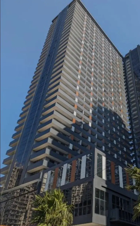 So Steklyannoy Peregorodkoy Flat