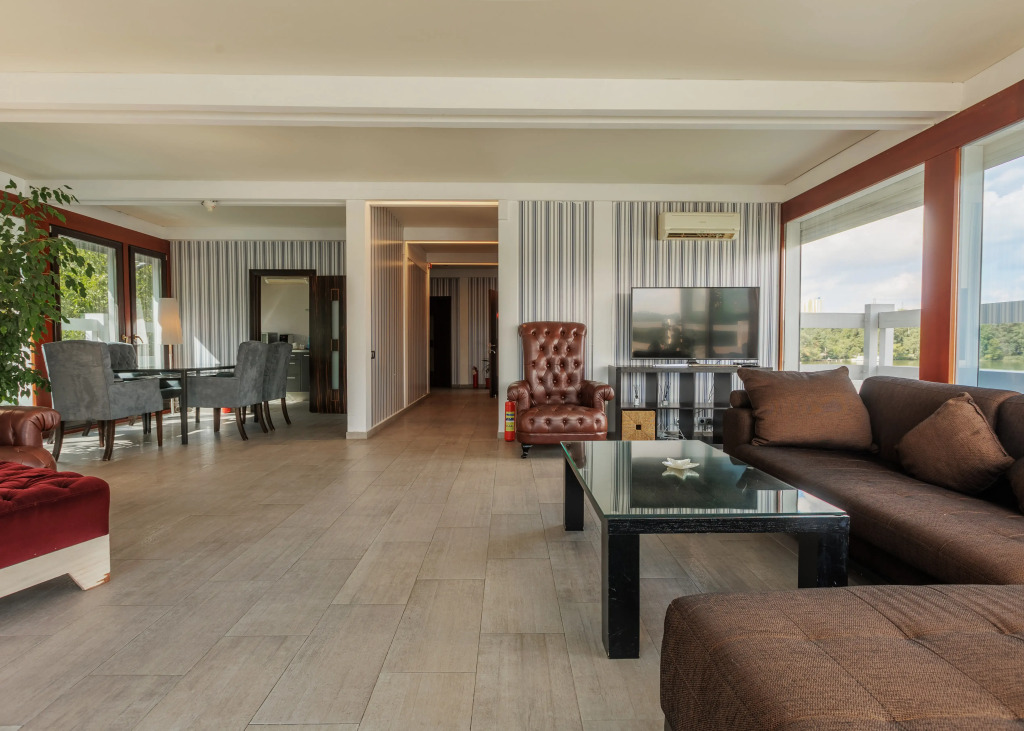 Soho Beach Hotel - фото 23