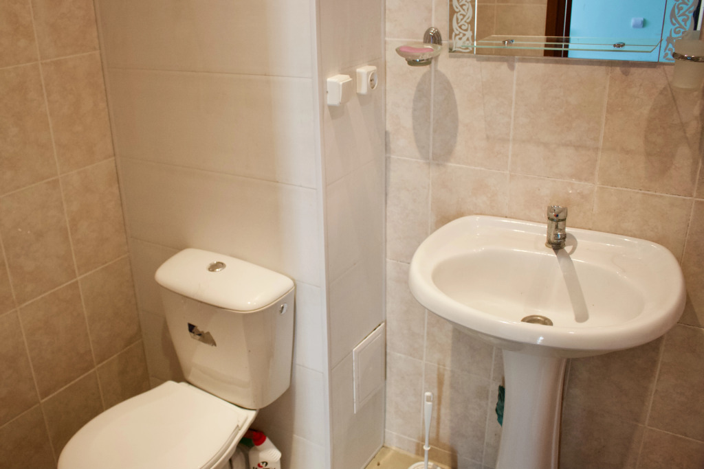 Трёхместный номер Standard с балконом и с красивым видом из окна в Гостевой дом