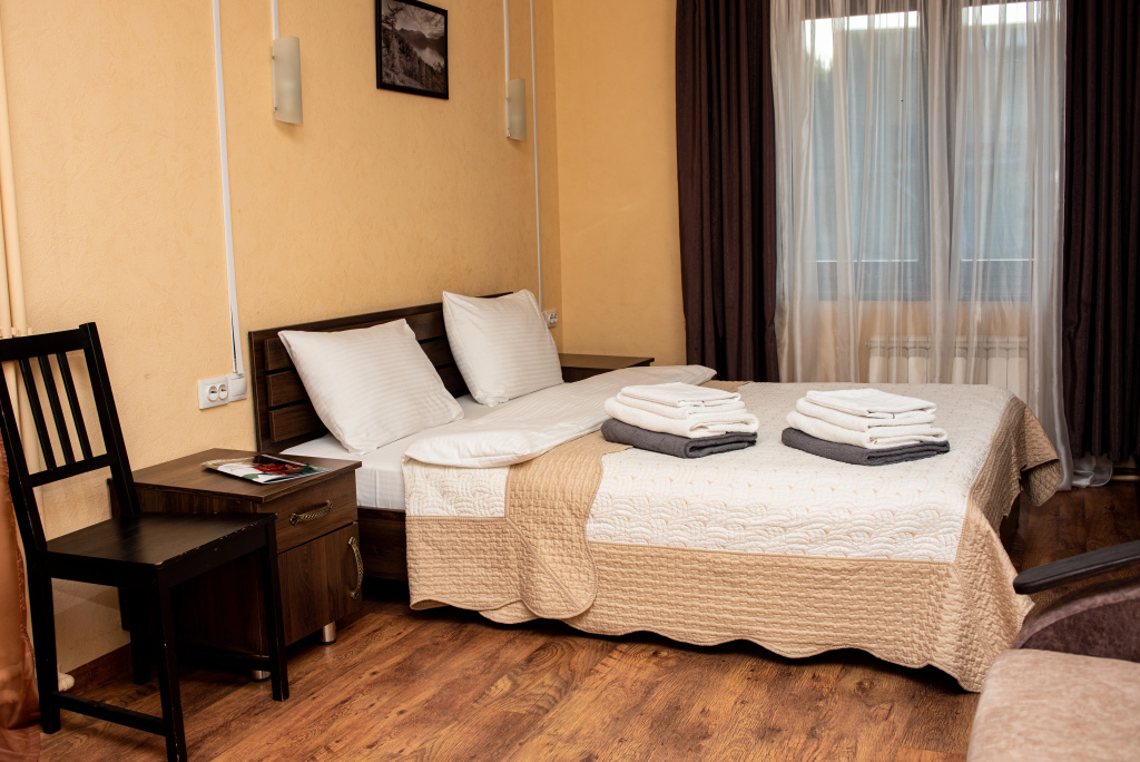 Standard Double room (full double bed)
