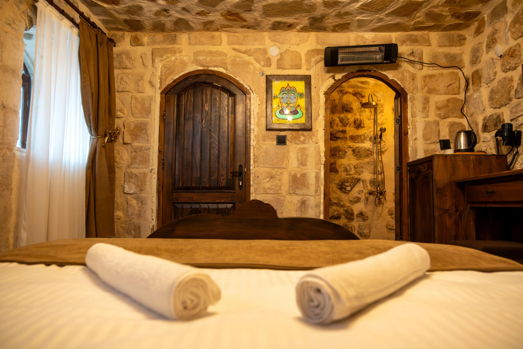 Economy Double room (full double bed)