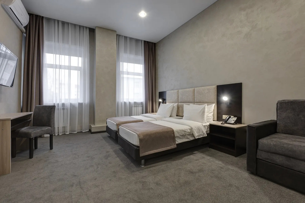 Superior Double Studio (full double bed)